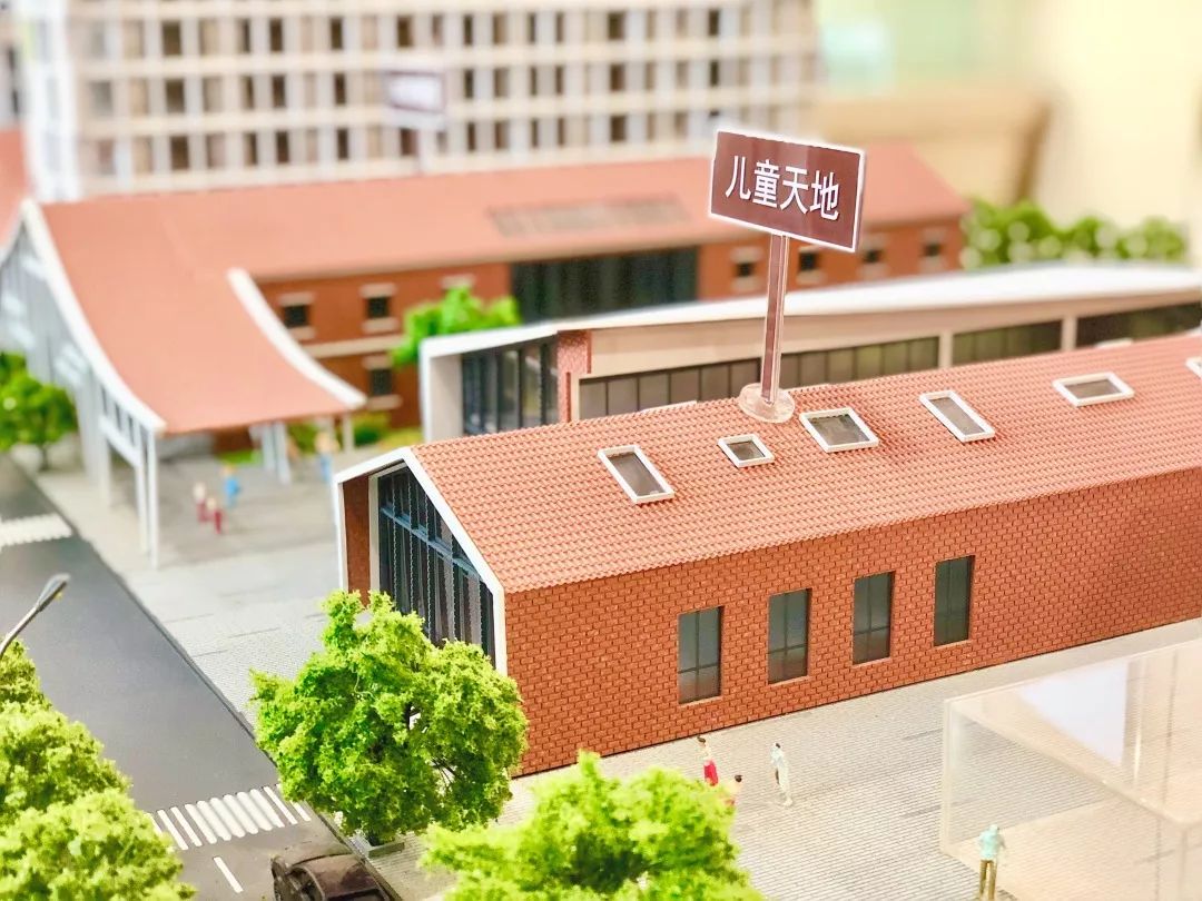 越秀养老 | 法国青年议员团参观越秀海颐苑项目 越秀养老 | 法国青年议员团参观越秀海颐苑项目