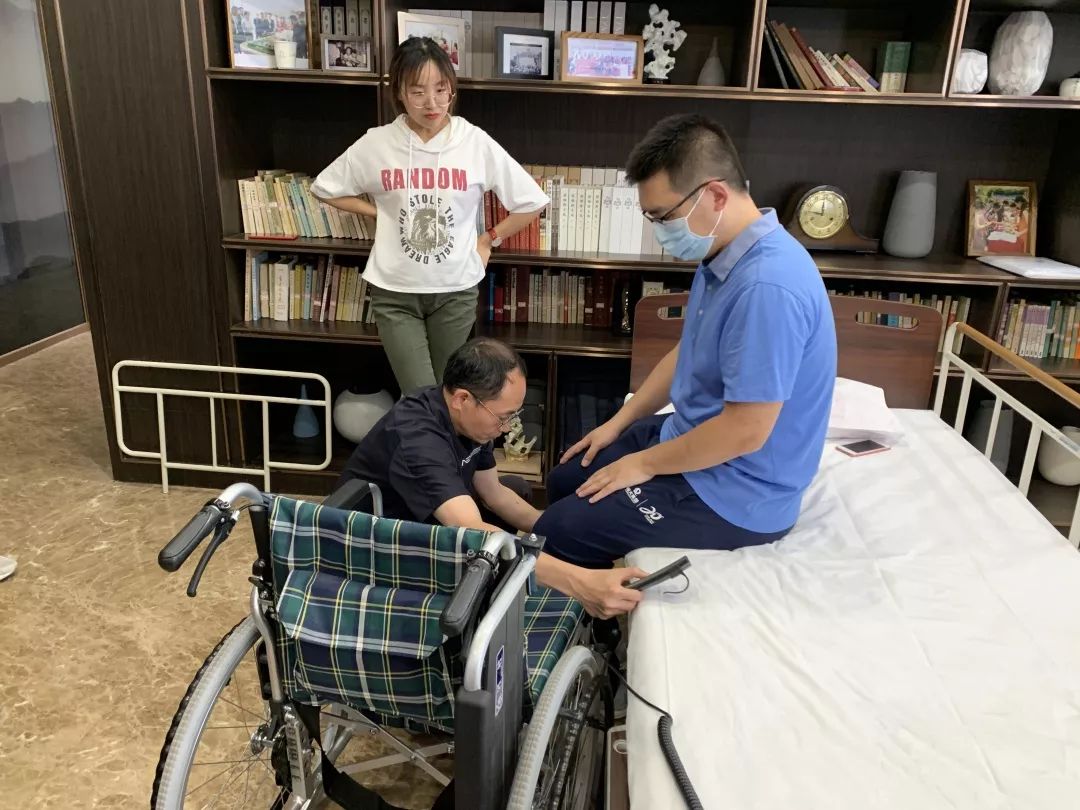 越秀养老 | 法国青年议员团参观越秀海颐苑项目 越秀养老 | 法国青年议员团参观越秀海颐苑项目