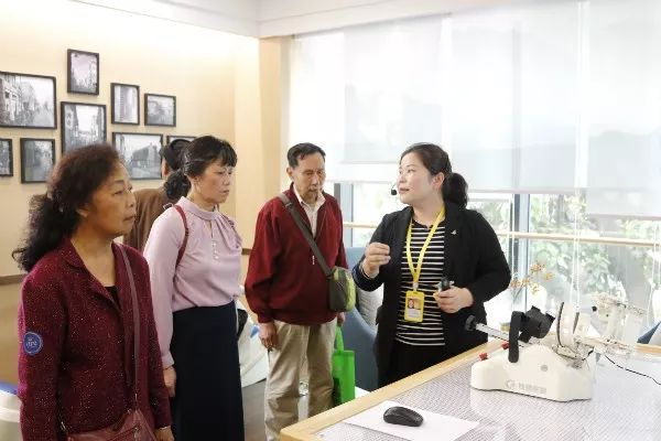 如果长辈都来越秀抱团养老 ,那才是真的“都挺好”! 如果长辈都来越秀抱团养老 ,那才是真的“都挺好”!